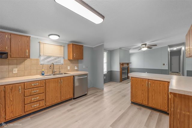 121 Kim Circle, Stonewall, LA 71078