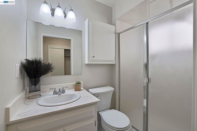 553 Bell Ave, Livermore, CA 94550