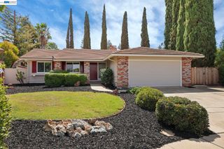 553 Bell Ave, Livermore, CA 94550