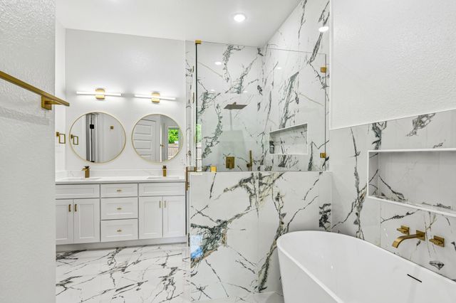 2504 Vaughn Boulevard, Fort Worth, TX 76105