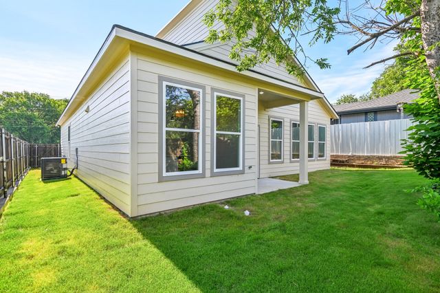 2504 Vaughn Boulevard, Fort Worth, TX 76105