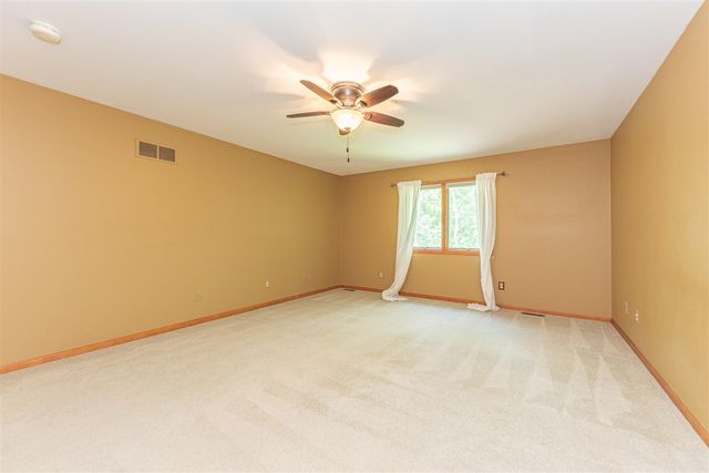 535 Sycamore Circle, Saline, MI 48176
