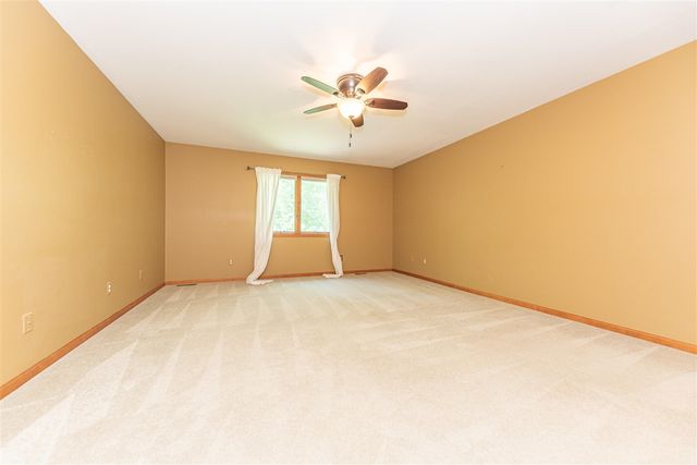 535 Sycamore Circle, Saline, MI 48176