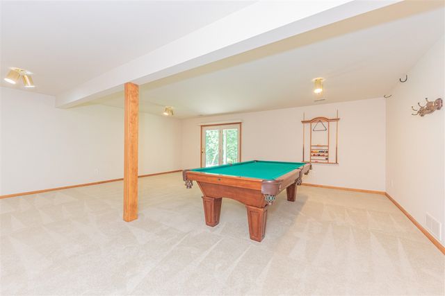535 Sycamore Circle, Saline, MI 48176