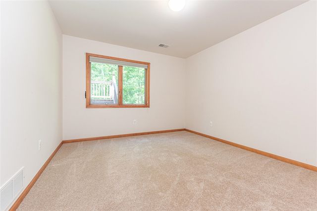 535 Sycamore Circle, Saline, MI 48176