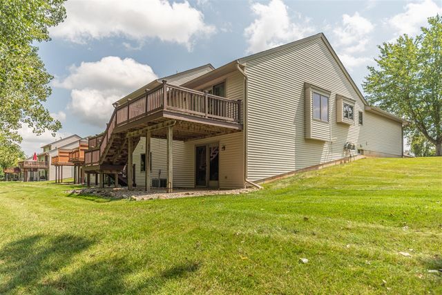 535 Sycamore Circle, Saline, MI 48176