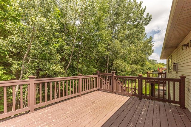 535 Sycamore Circle, Saline, MI 48176