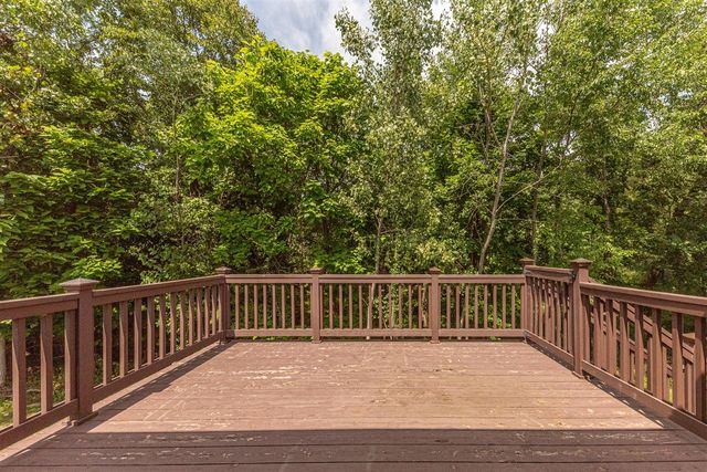 535 Sycamore Circle, Saline, MI 48176