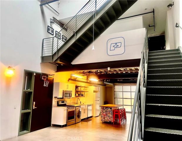 1046 Princeton Dr 108, Marina Del Rey, CA 90292