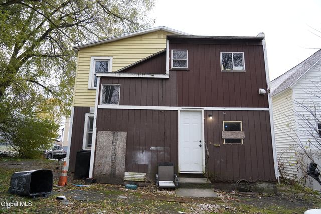 435 Manhattan Street, Schenectady, NY 12308