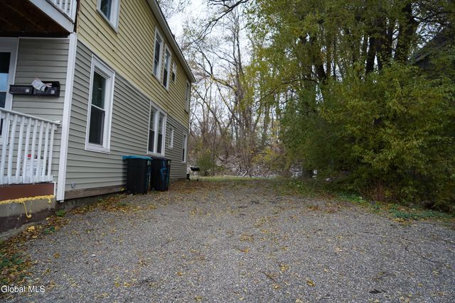 435 Manhattan Street, Schenectady, NY 12308