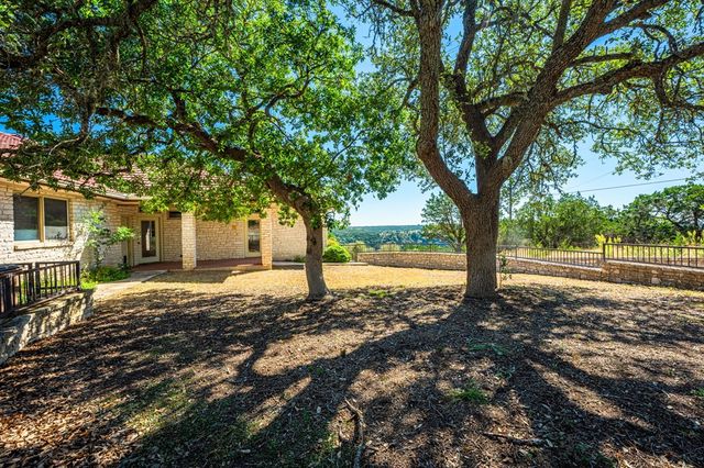 125 Crestline Dr, Kerrville, TX 78028
