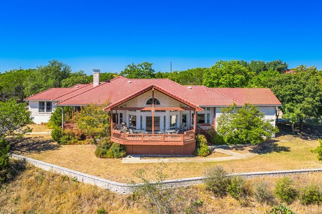 125 Crestline Dr, Kerrville, TX 78028