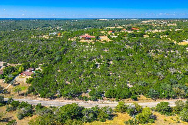 125 Crestline Dr, Kerrville, TX 78028