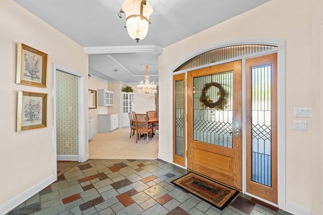 125 Crestline Dr, Kerrville, TX 78028