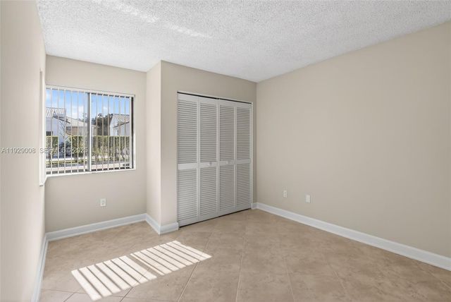 11541 Terra Bella Blvd 25, Plantation, FL 33325