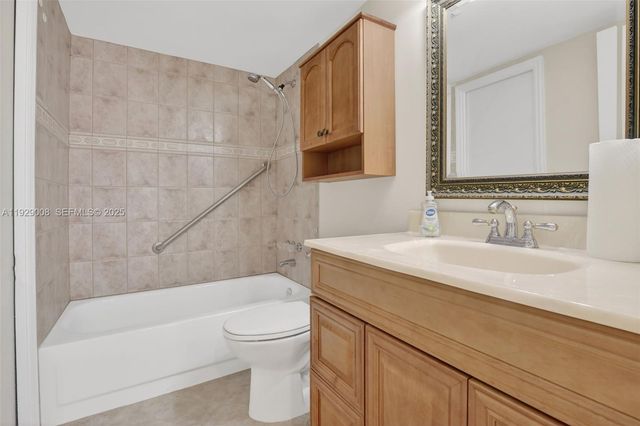 11541 Terra Bella Blvd 25, Plantation, FL 33325