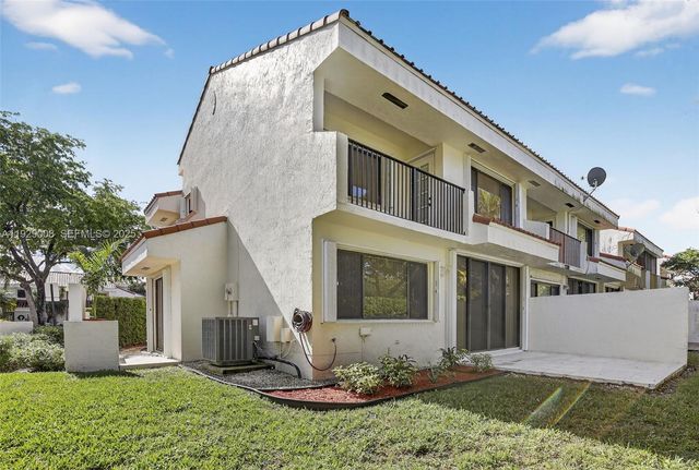 11541 Terra Bella Blvd 25, Plantation, FL 33325