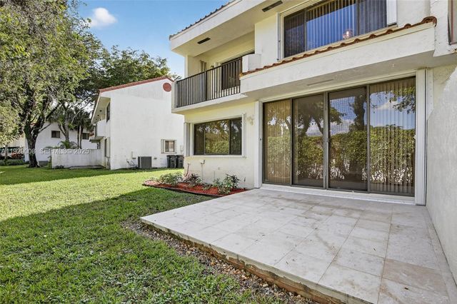 11541 Terra Bella Blvd 25, Plantation, FL 33325