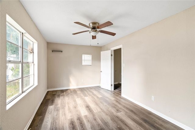 622 Airport, Corpus Christi, TX 78405