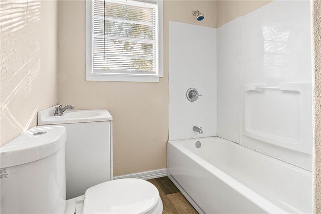 622 Airport, Corpus Christi, TX 78405