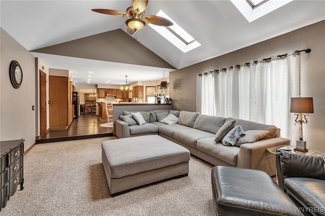 4 Summershade Court, Amherst, NY 14051