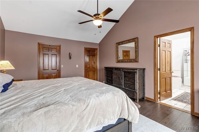 4 Summershade Court, Amherst, NY 14051