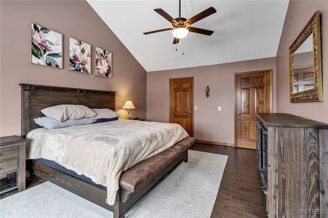 4 Summershade Court, Amherst, NY 14051