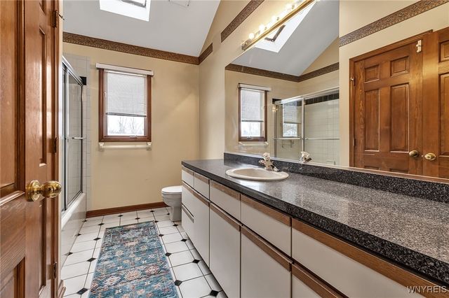 4 Summershade Court, Amherst, NY 14051