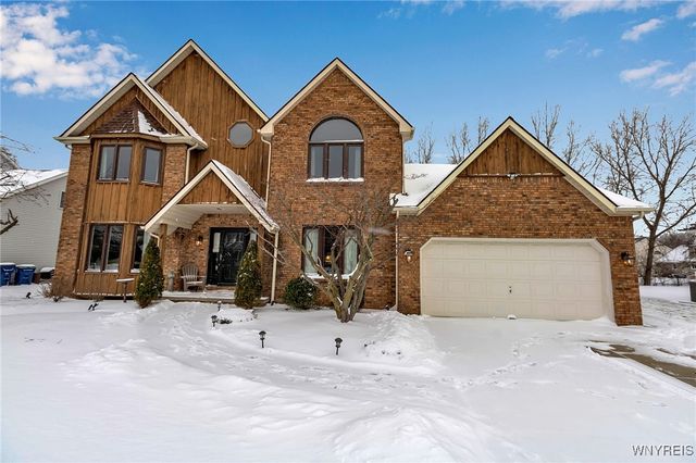 4 Summershade Court, Amherst, NY 14051