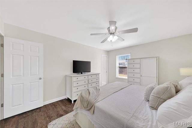 105 W Sunny Hill Boulevard, St Peters, MO 63376