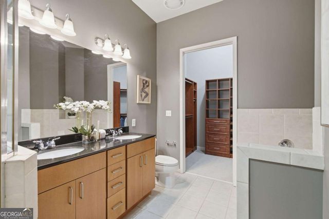 711 Cosmopolitan Drive NE 107, Atlanta, GA 30324