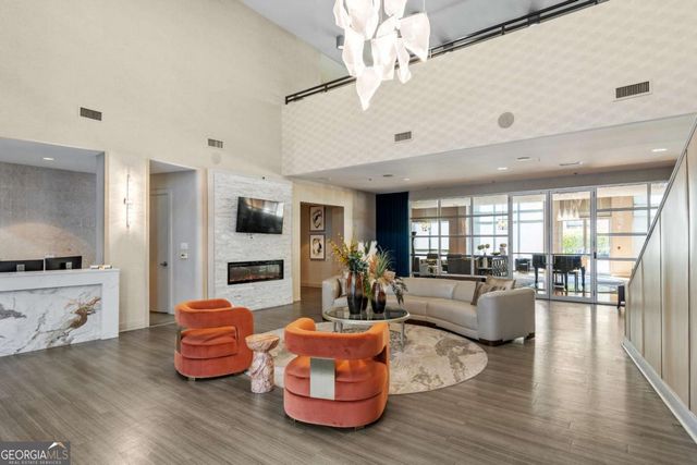 711 Cosmopolitan Drive NE 107, Atlanta, GA 30324