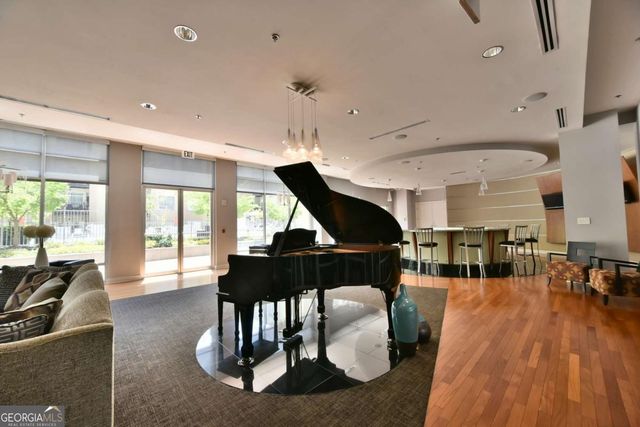711 Cosmopolitan Drive NE 107, Atlanta, GA 30324