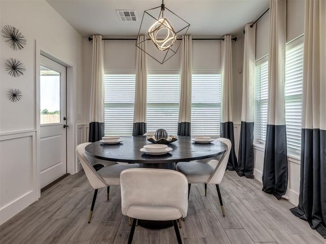 101 Carlow Way, Yukon, OK 73099