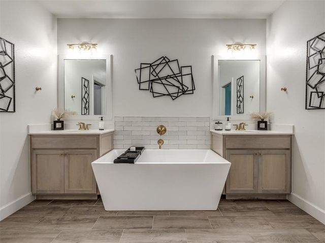 101 Carlow Way, Yukon, OK 73099