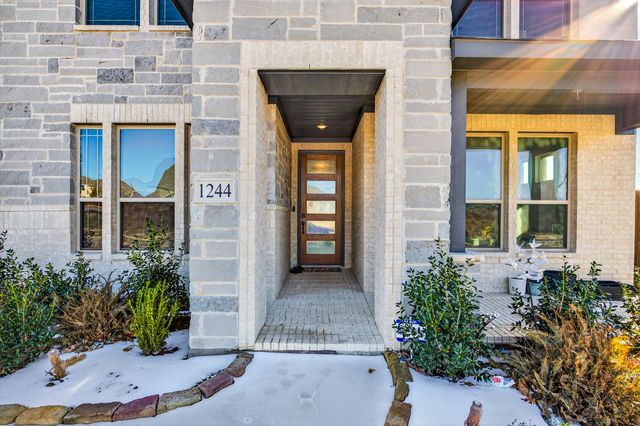 1244 Joseph Earl Drive, Desoto, TX 75115