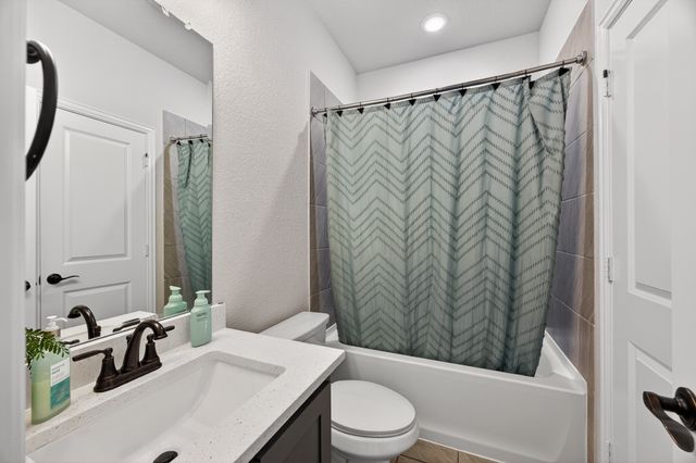 1244 Joseph Earl Drive, Desoto, TX 75115