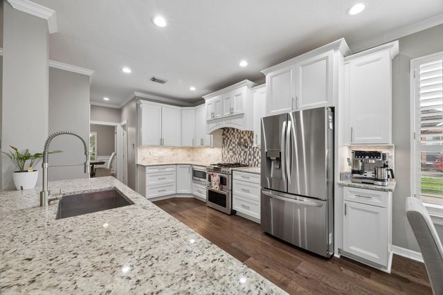 3108 Bay Ridge Court, Friendswood, TX 77546