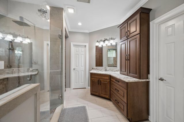 3108 Bay Ridge Court, Friendswood, TX 77546