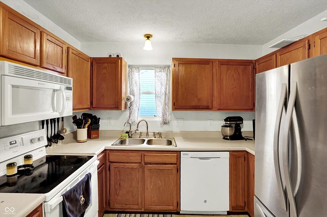 3439 Lauren Drive, Indianapolis, IN 46235