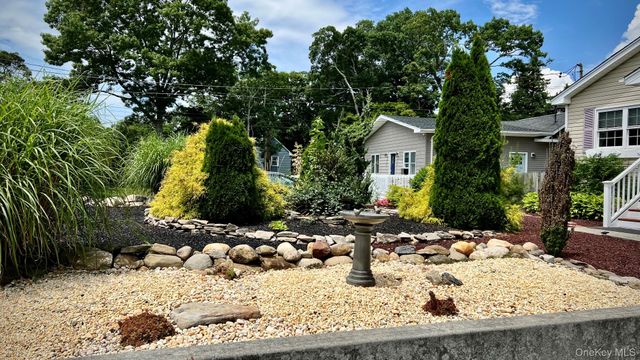 89 Rugby Drive, Shirley, NY 11967