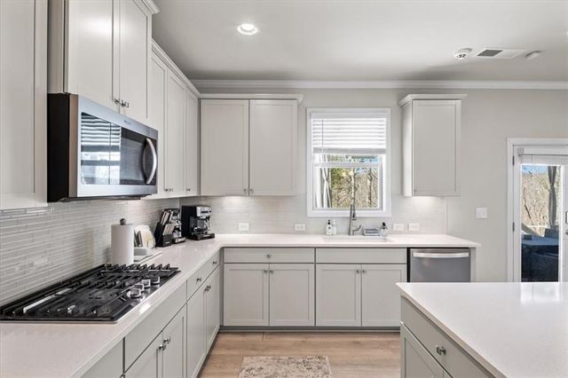 3202 Garden Hill Lane, Douglasville, GA 30135