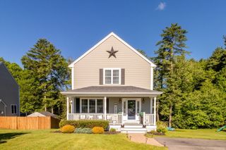 44 Brookside Dr 44, Hanson, MA 02341