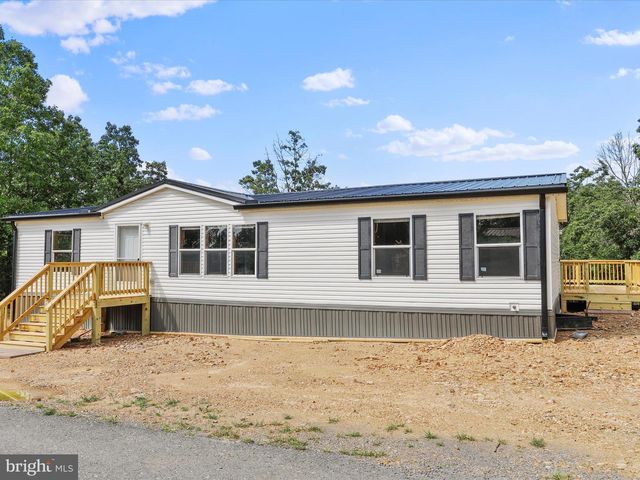 226 EMILY CT, Shanks, WV 26761