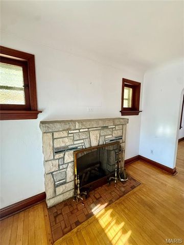 1545 Sells Avenue, St Louis, MO 63147