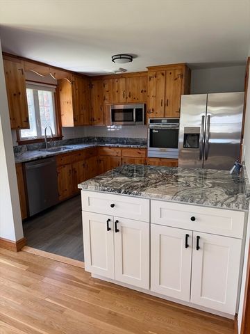 142 Burlington Ave, Wilmington, MA 01887