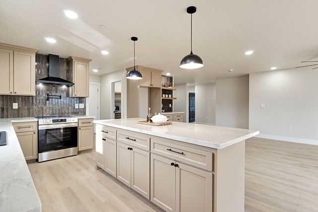 17133 Camden, Madera, CA 93638