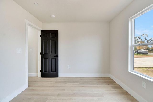 17133 Camden, Madera, CA 93638