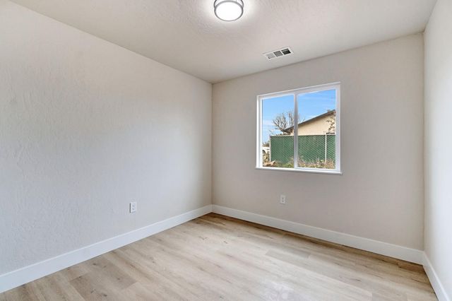 17133 Camden, Madera, CA 93638